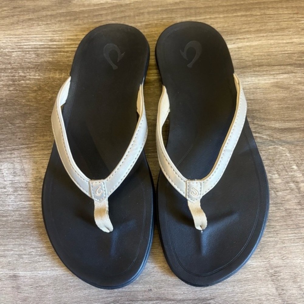 OluKai Ho‘ōpio Sandals Women's Size 7